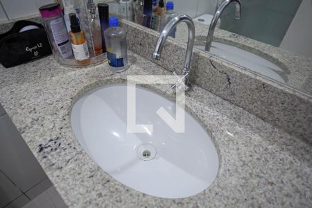 Apartamento para alugar com 140m², 2 quartos e 2 vagas Apartamento para alugar com 140m², 2 quartos e 2 vagasBanheiro da suíte