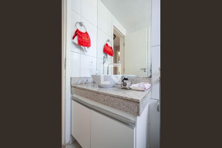 Apartamento para alugar com 140m², 2 quartos e 2 vagas Apartamento para alugar com 140m², 2 quartos e 2 vagasBanheiro social