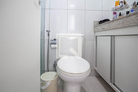 Apartamento para alugar com 140m², 2 quartos e 2 vagas Apartamento para alugar com 140m², 2 quartos e 2 vagasBanheiro da suíte