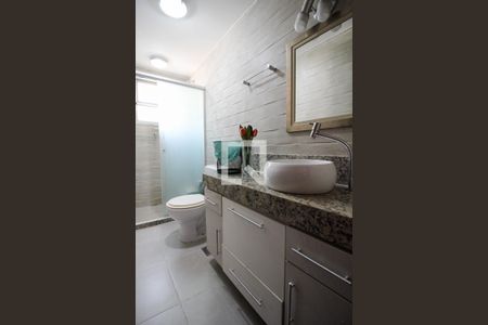 Apartamento à venda com 180m², 2 quartos e 7 vagasBanheiro da Suíte