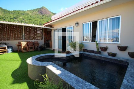 Apartamento à venda com 180m², 2 quartos e 7 vagasTerraço