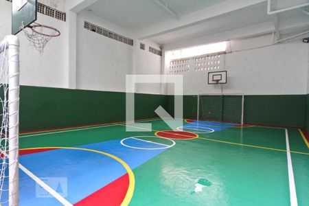 Apartamento para alugar com 55m², 2 quartos e 1 vaga Apartamento para alugar com 55m², 2 quartos e 1 vagaÁrea comum - Quadra esportiva