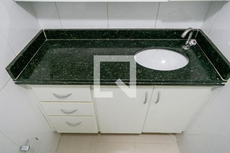 Apartamento para alugar com 55m², 2 quartos e 1 vaga Apartamento para alugar com 55m², 2 quartos e 1 vagaBanheiro