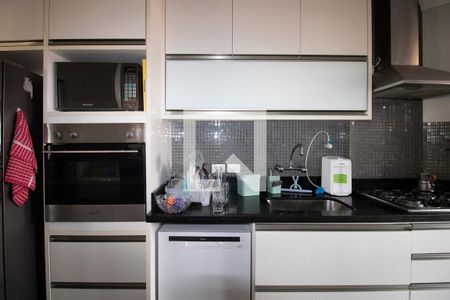 Apartamento à venda com 68m², 3 quartos e 2 vagasCozinha