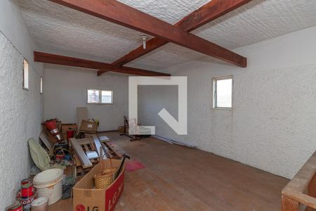 Casa à venda com 550m², 6 quartos e 3 vagas Casa à venda com 550m², 6 quartos e 3 vagasQuarto extra