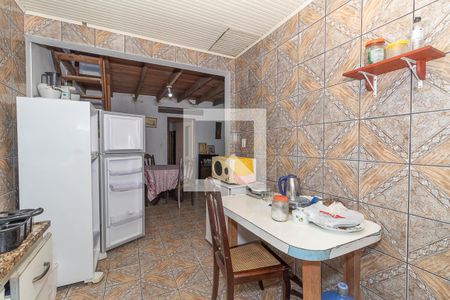 Casa à venda com 550m², 6 quartos e 3 vagas Casa à venda com 550m², 6 quartos e 3 vagasCozinha