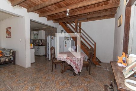 Casa à venda com 550m², 6 quartos e 3 vagas Casa à venda com 550m², 6 quartos e 3 vagasCozinha