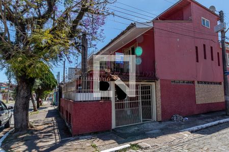 Casa à venda com 550m², 6 quartos e 3 vagas Casa à venda com 550m², 6 quartos e 3 vagasFachada