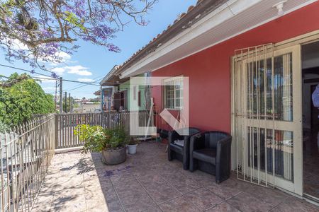 Casa à venda com 550m², 6 quartos e 3 vagas Casa à venda com 550m², 6 quartos e 3 vagasÁrea Externa