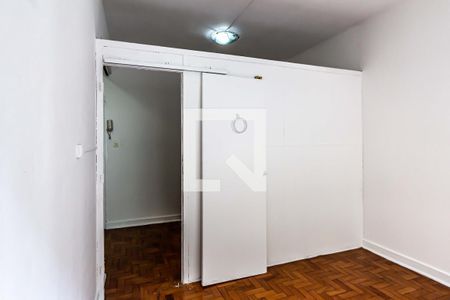Apartamento à venda com 30m², 1 quarto e 1 vagaQuarto