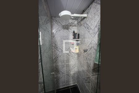 Apartamento à venda com 70m², 2 quartos e 2 vagas Apartamento à venda com 70m², 2 quartos e 2 vagasBanheiro