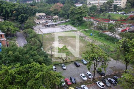 Apartamento à venda com 70m², 2 quartos e 2 vagas Apartamento à venda com 70m², 2 quartos e 2 vagasVista do Campo