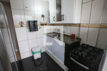 Apartamento à venda com 70m², 2 quartos e 2 vagas Apartamento à venda com 70m², 2 quartos e 2 vagasCozinha