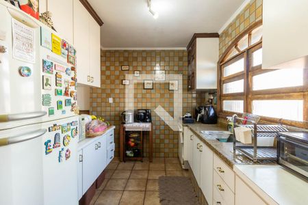 Casa à venda com 350m², 3 quartos e 3 vagas Casa à venda com 350m², 3 quartos e 3 vagasCozinha