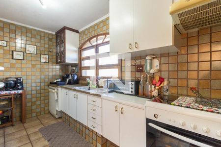 Casa à venda com 350m², 3 quartos e 3 vagas Casa à venda com 350m², 3 quartos e 3 vagasCozinha