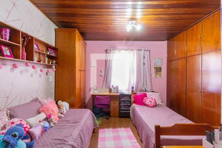 Casa à venda com 350m², 3 quartos e 3 vagas Casa à venda com 350m², 3 quartos e 3 vagasSuíte 3