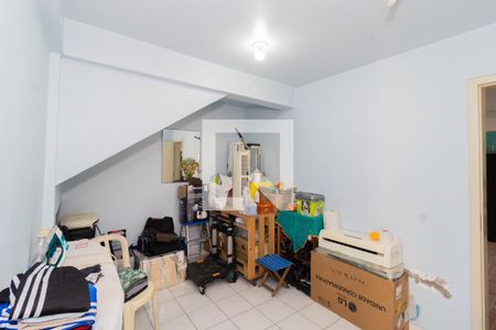 Casa à venda com 300m², 3 quartos e 2 vagas Casa à venda com 300m², 3 quartos e 2 vagasÁrea de Serviço