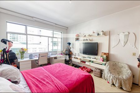 Quarto de apartamento à venda com 3 quartos, 210m² em Icaraí, Niterói