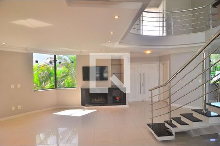 Sala de casa para alugar com 4 quartos, 340m² em Estância Velha, Canoas