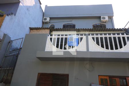 Casa para alugar com 80m², 2 quartos e sem vagaFachada