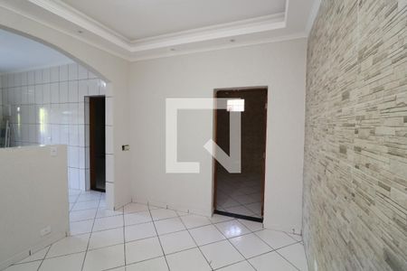 Sala de casa para alugar com 2 quartos, 80m² em Jardim Santa Adélia, São Paulo