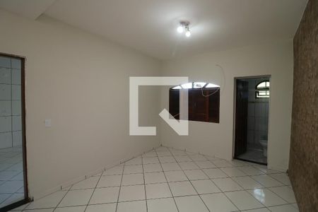 Suite  de casa para alugar com 2 quartos, 80m² em Jardim Santa Adélia, São Paulo