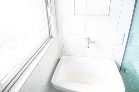 cozinha e area de serviço de apartamento à venda com 1 quarto, 55m² em Taquara, Rio de Janeiro
