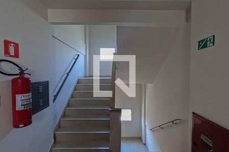 Apartamento para alugar com 58m², 2 quartos e 1 vagaHall social