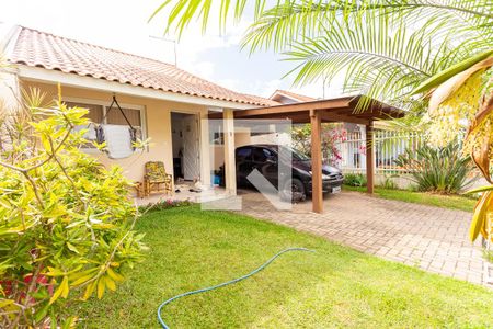 Casa à venda com 70m², 2 quartos e 1 vaga Casa à venda com 70m², 2 quartos e 1 vagaFachada