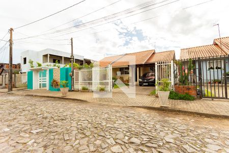 Casa à venda com 70m², 2 quartos e 1 vaga Casa à venda com 70m², 2 quartos e 1 vagaFachada