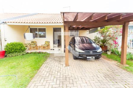 Casa à venda com 70m², 2 quartos e 1 vaga Casa à venda com 70m², 2 quartos e 1 vagaFachada
