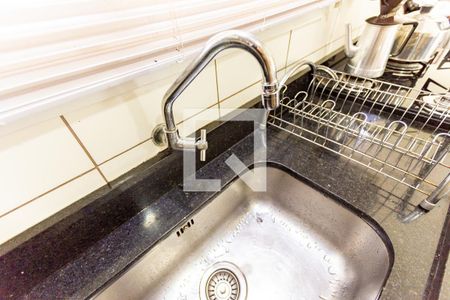 Casa à venda com 70m², 2 quartos e 1 vaga Casa à venda com 70m², 2 quartos e 1 vagaCozinha