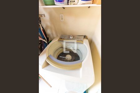 Casa à venda com 70m², 2 quartos e 1 vaga Casa à venda com 70m², 2 quartos e 1 vagaÁrea de Serviço