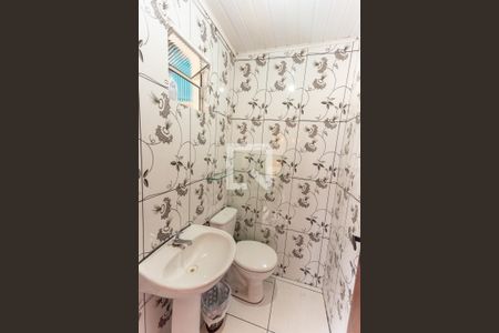 Casa à venda com 70m², 2 quartos e 1 vaga Casa à venda com 70m², 2 quartos e 1 vagaQuiosque da churrasqueira - lavabo