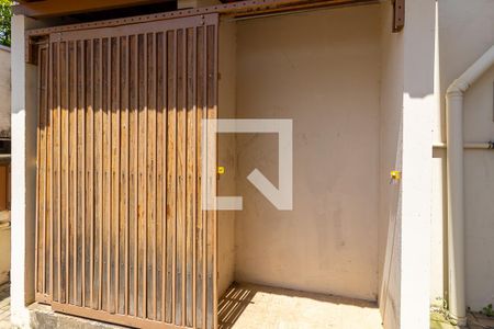 Studio para alugar com 35m², 1 quarto e 1 vaga Studio para alugar com 35m², 1 quarto e 1 vagaArmário de apoio