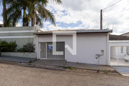 Casa à venda com 224m², 3 quartos e 4 vagasFachada