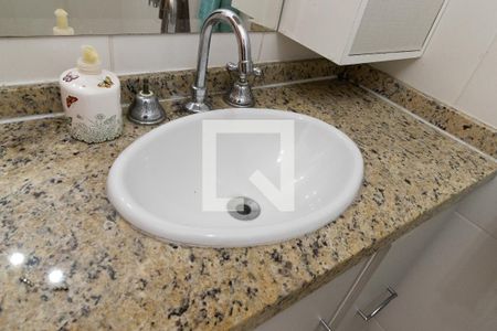 Casa à venda com 224m², 3 quartos e 4 vagasBanheiro Social