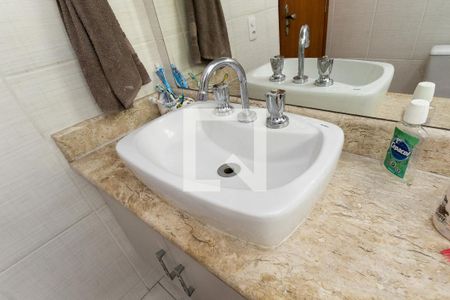 Casa à venda com 224m², 3 quartos e 4 vagasBanheiro da Suíte