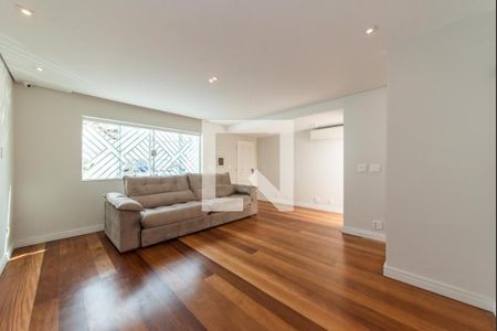 Sala de casa para alugar com 3 quartos, 122m² em Jardim da Saúde, São Paulo