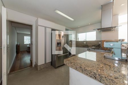 Casa para alugar com 122m², 3 quartos e 1 vagaCozinha