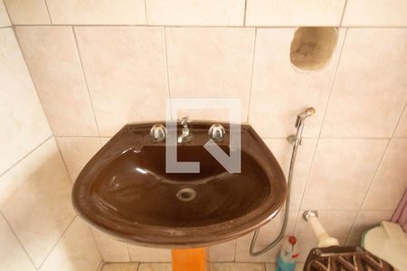 Casa à venda com 100m², 2 quartos e 1 vagaBanheiro de Serviço