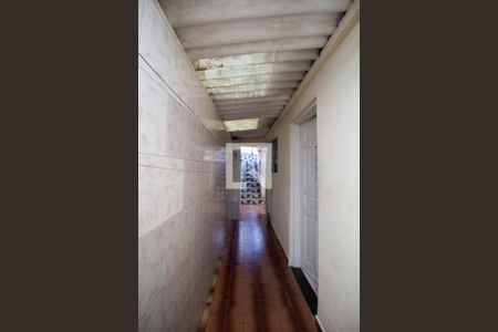 Casa à venda com 100m², 2 quartos e 1 vagaCorredor