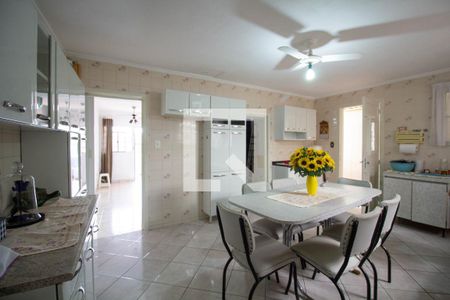 Casa à venda com 100m², 2 quartos e 1 vagaCozinha