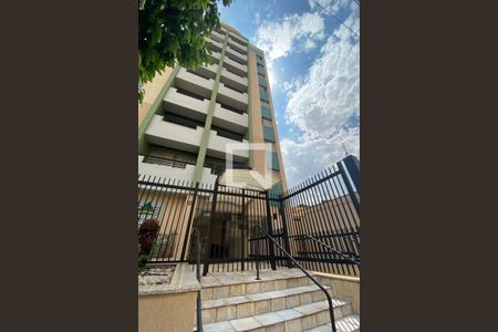 Apartamento para alugar com 55m², 1 quarto e 1 vagaFachada e portaria