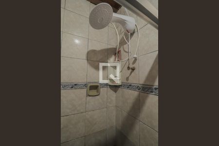 Casa à venda com 180m², 2 quartos e 2 vagasBanheiro