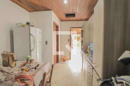 Casa à venda com 180m², 2 quartos e 2 vagasCozinha