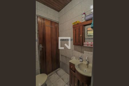 Casa à venda com 180m², 2 quartos e 2 vagasBanheiro