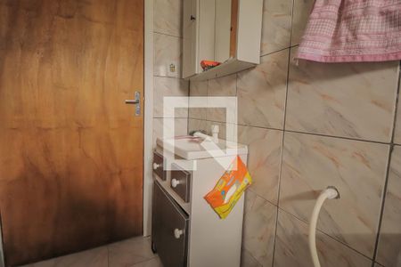 Casa à venda com 180m², 2 quartos e 2 vagasBanheiro 2