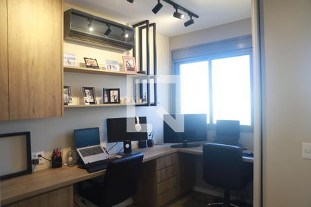 Apartamento à venda com 78m², 2 quartos e 1 vagaEscritório