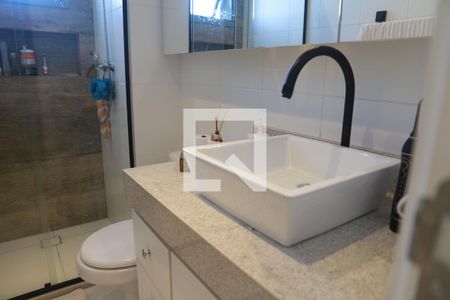 Apartamento à venda com 78m², 2 quartos e 1 vagaBanheiro da Suíte